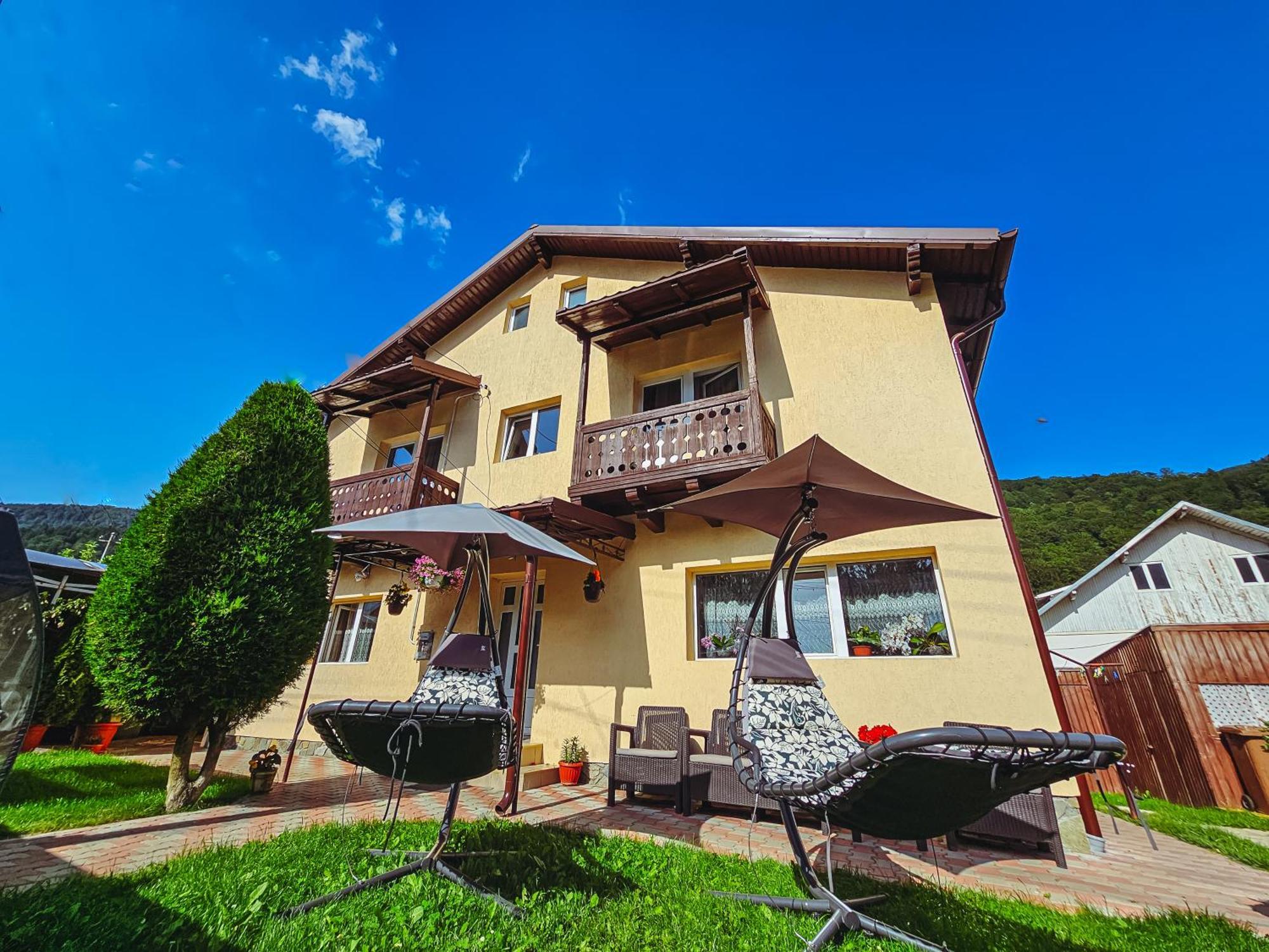 Alpine Bliss Sinaia Hotell Exteriör bild